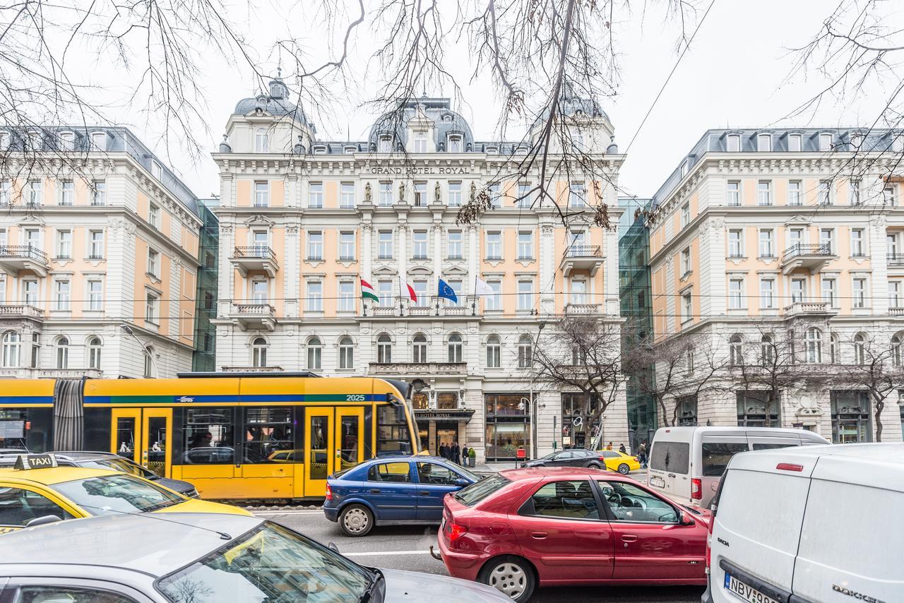 Family And Friends Apartment Budapest Exterior photo